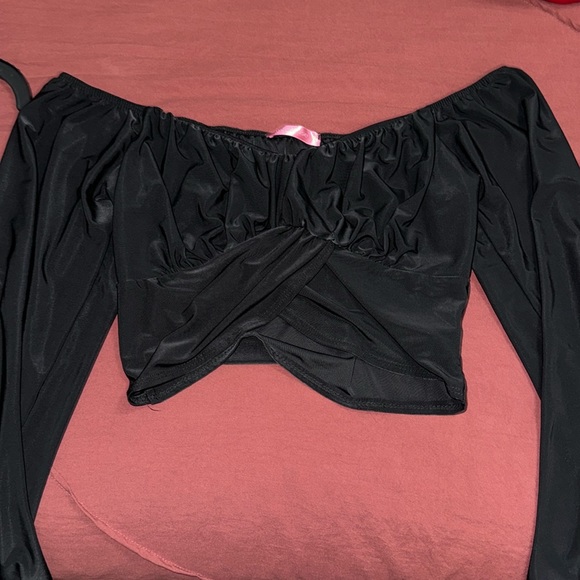 Long Sleeve Off Shoulder - Picture 1 of 1